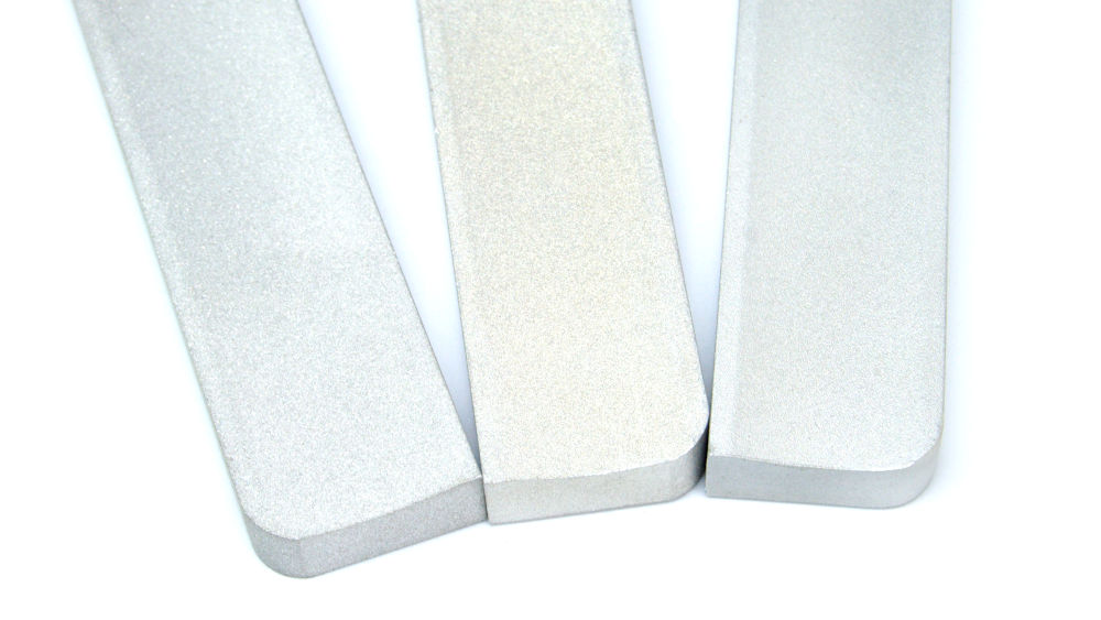 Listwy aluminiowe Wyszkiełkowane listwy aluminiowe