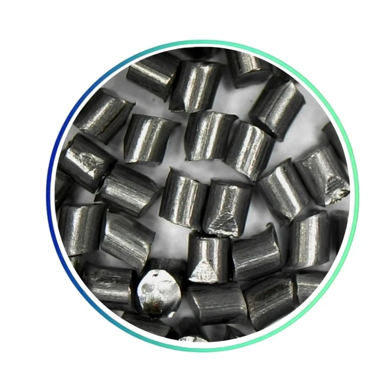 Řezaný drát SPAJIĆ® v kulatém rámečku.